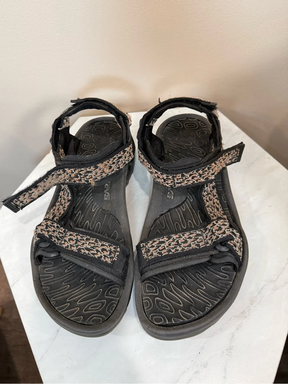 🔥Teva Men’s Outdoor Strap Sandals in Black and Beige Size 11 EC🔥